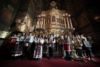 Duminica Ortodoxiei sărbătorită în Arhiepiscopia Dunării de Jos – fotografia 37