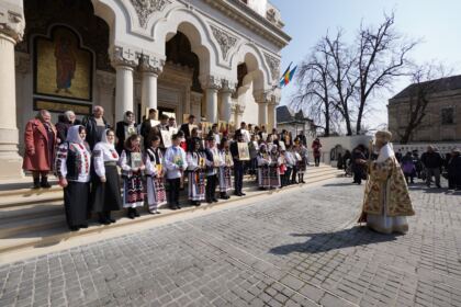 Duminica Ortodoxiei sărbătorită în Arhiepiscopia Dunării de Jos – fotografia 40