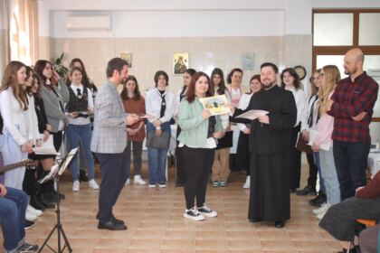 Zi de sărbătoare şi de comuniune pentru vârstnicii gălăţeni – fotografia 21