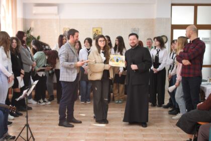 Zi de sărbătoare şi de comuniune pentru vârstnicii gălăţeni – fotografia 25