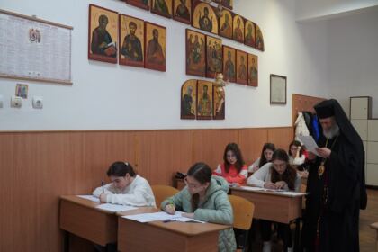 Olimpiadă interdisciplinară la Seminarul Teologic „Sfântul Andrei“ din Galaţi – fotografia 42