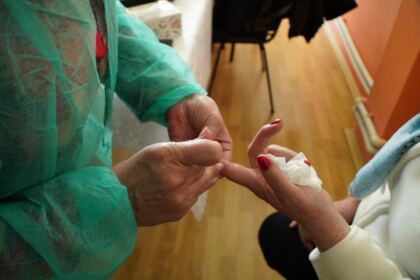 Caravană medicală în localităţile Albina şi Căldăruşa din judeţul Brăila – fotografia 46