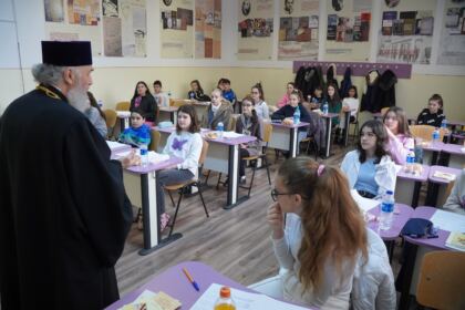 Etapa judeţeană a Olimpiadei de Religie în Galaţi şi Brăila – fotografia 7