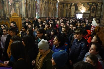 Etapa judeţeană a Olimpiadei de Religie în Galaţi şi Brăila – fotografia 21