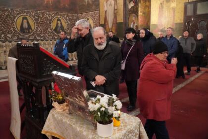 Rugăciune şi filantropie în Duminica Sfintei Cruci la Galaţi – fotografia 5