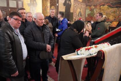 Rugăciune şi filantropie în Duminica Sfintei Cruci la Galaţi – fotografia 12
