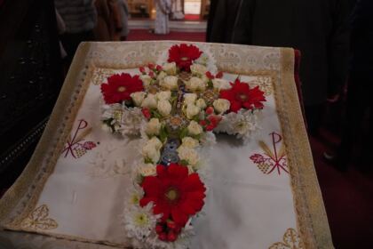 Rugăciune şi filantropie în Duminica Sfintei Cruci la Galaţi – fotografia 14