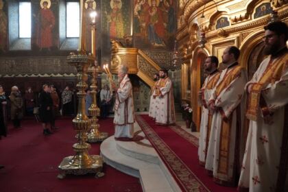 Rugăciune şi filantropie în Duminica Sfintei Cruci la Galaţi – fotografia 23