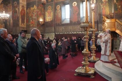 Rugăciune şi filantropie în Duminica Sfintei Cruci la Galaţi – fotografia 34
