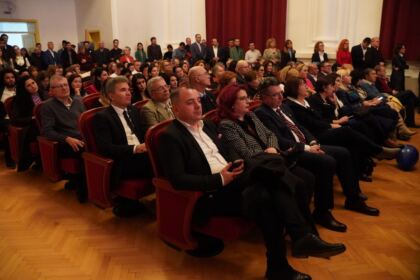 Sărbătoare pentru comunitatea academică din Galaţi – fotografia 36