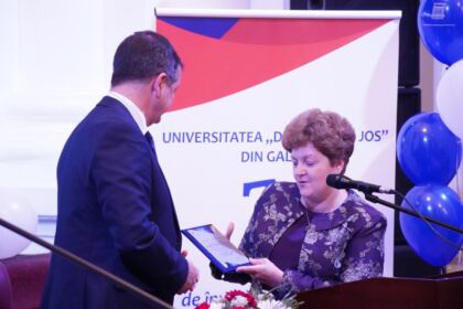 Sărbătoare pentru comunitatea academică din Galaţi – fotografia 50