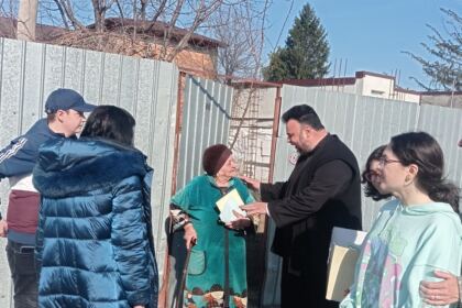Parohia „Sfântul Spiridon Nou“ din Brăila în colaborare cu Școala Gimnazială „Fănuș Neagu“ Brăila au desfășurat proiectul „Arc peste timp“ – fotografia 14