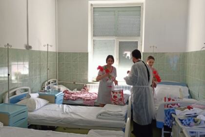 Daruri pentru vârstnicii nevoiaşi şi mamele cu nou-născuţi de la Maternitatea „Buna Vestire“ din Galați – fotografia 9
