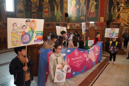 „Marşul pentru viaţă“ în Arhiepiscopia Dunării de Jos – fotografia 11