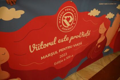 „Marşul pentru viaţă“ în Arhiepiscopia Dunării de Jos – fotografia 23