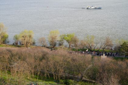 „Marşul pentru viaţă“ în Arhiepiscopia Dunării de Jos – fotografia 3
