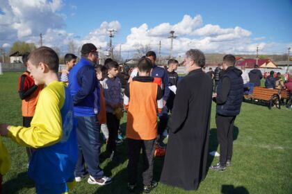 Ediţia a 8-a a Campionatului şcolar de fotbal „Tinereţe şi credinţă“ – fotografia 18