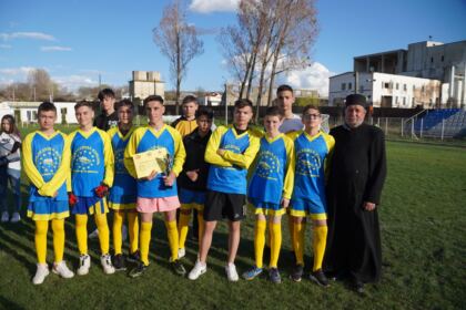 Ediţia a 8-a a Campionatului şcolar de fotbal „Tinereţe şi credinţă“ – fotografia 22