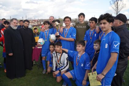 Ediţia a 8-a a Campionatului şcolar de fotbal „Tinereţe şi credinţă“ – fotografia 30