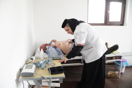 Vizită misionară şi caravană medicală în satul Ciureştii Noi, judeţul Galaţi – fotografia 75