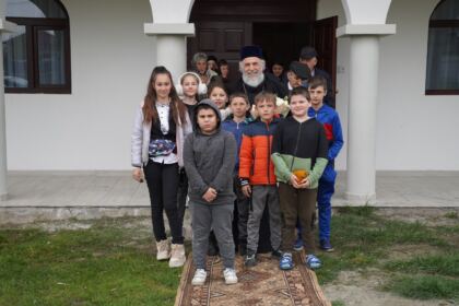Vizită misionară şi caravană medicală în satul Ciureştii Noi, judeţul Galaţi – fotografia 80