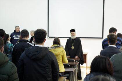 Conferinţă în cadrul Facultăţii de Istorie, Filosofie şi Teologie din Galaţi – fotografia 7