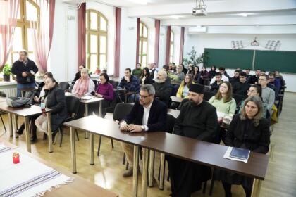 Conferinţă în cadrul Facultăţii de Istorie, Filosofie şi Teologie din Galaţi – fotografia 10