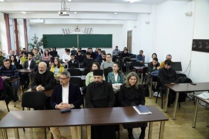Conferinţă în cadrul Facultăţii de Istorie, Filosofie şi Teologie din Galaţi – fotografia 12