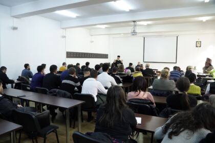 Conferinţă în cadrul Facultăţii de Istorie, Filosofie şi Teologie din Galaţi – fotografia 19