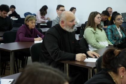Conferinţă în cadrul Facultăţii de Istorie, Filosofie şi Teologie din Galaţi – fotografia 31
