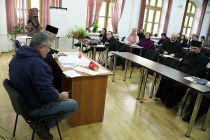 Conferinţă în cadrul Facultăţii de Istorie, Filosofie şi Teologie din Galaţi – fotografia 33