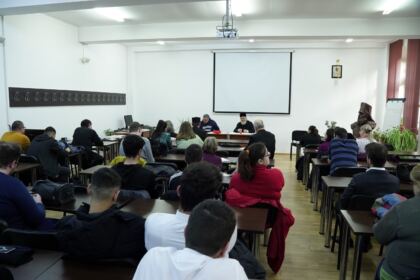 Conferinţă în cadrul Facultăţii de Istorie, Filosofie şi Teologie din Galaţi – fotografia 35