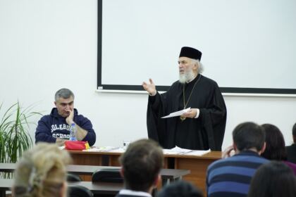 Conferinţă în cadrul Facultăţii de Istorie, Filosofie şi Teologie din Galaţi – fotografia 38