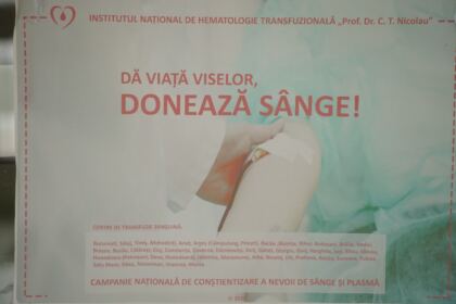 Acţiune de donare de sânge pentru semenii bolnavi – fotografia 3