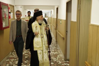 Rugăciune şi filantropie pentru vâstnicii din cadrul unui azil din Galaţi – fotografia 44