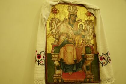 Simpozion interseminarial şi expoziţie la Muzeul eparhial din Galaţi – fotografia 16
