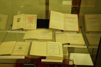 Simpozion interseminarial şi expoziţie la Muzeul eparhial din Galaţi – fotografia 17