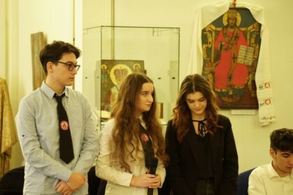 Simpozion interseminarial şi expoziţie la Muzeul eparhial din Galaţi – fotografia 72