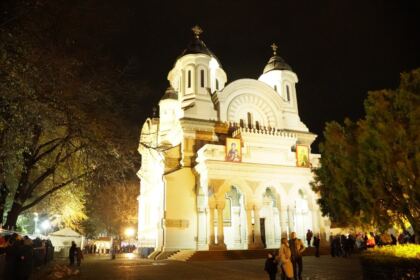 Tradiţionalul pelerinaj al luminii la Galaţi – fotografia 6