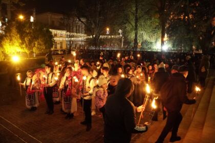 Tradiţionalul pelerinaj al luminii la Galaţi – fotografia 11