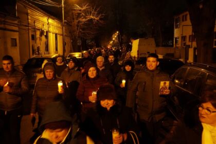Tradiţionalul pelerinaj al luminii la Galaţi – fotografia 29