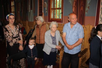 Activităţi dedicate persoanelor vârstnice în Arhiepiscopia Dunării de Jos – fotografia 8