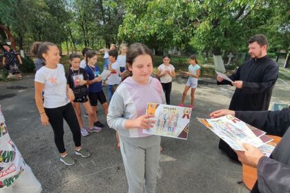 Activităţi de vară în parohiile Foltești și Stoicani – fotografia 16