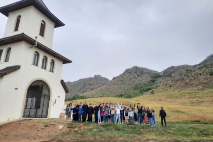 Popasuri duhovnicești pentru 50 de copii din localitatea Matca – fotografia 2