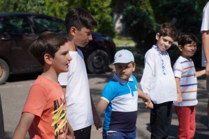Activităţi cu tinerii la Aşezământul „Sf. M. Mc. Pantelimon“ – Lacu Sărat – fotografia 17