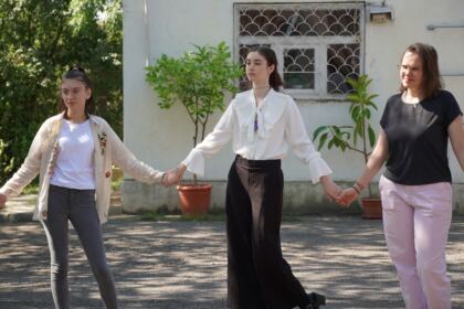 Activităţi cu tinerii la Aşezământul „Sf. M. Mc. Pantelimon“ – Lacu Sărat – fotografia 22
