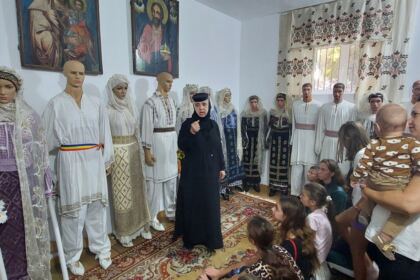 Activităţi de vară în localitatea Ulmu, parohiile Mohreanu şi Ulmu – fotografia 29