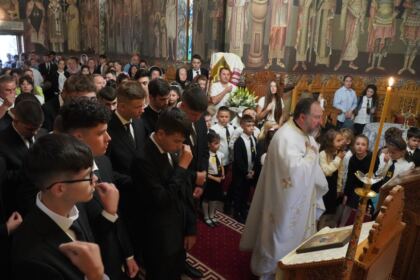 Seminarul Teologic „Sfântul Andrei“ din Galaţi şi-a deschis porţile pentru un nou an şcolar – fotografia 1