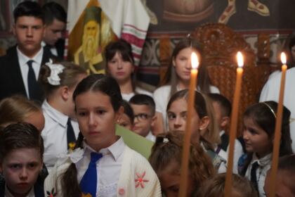 Seminarul Teologic „Sfântul Andrei“ din Galaţi şi-a deschis porţile pentru un nou an şcolar – fotografia 11