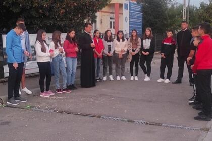 Excursie pentru 20 de copii din localitatea Zăvoaia – fotografia 3
